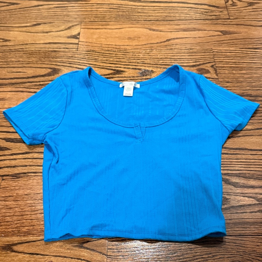 Bozzolo Vibrant Blue Ribbed Tee